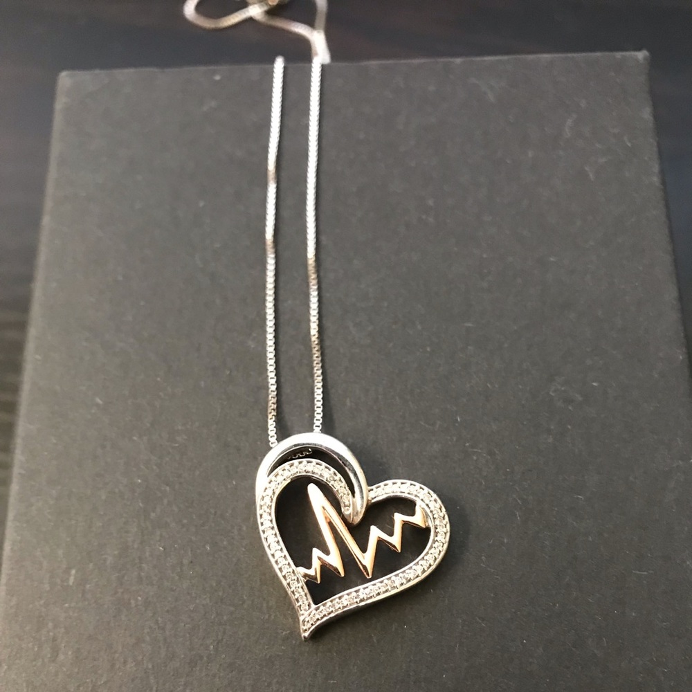 KAY Jewelers heart necklace 10k